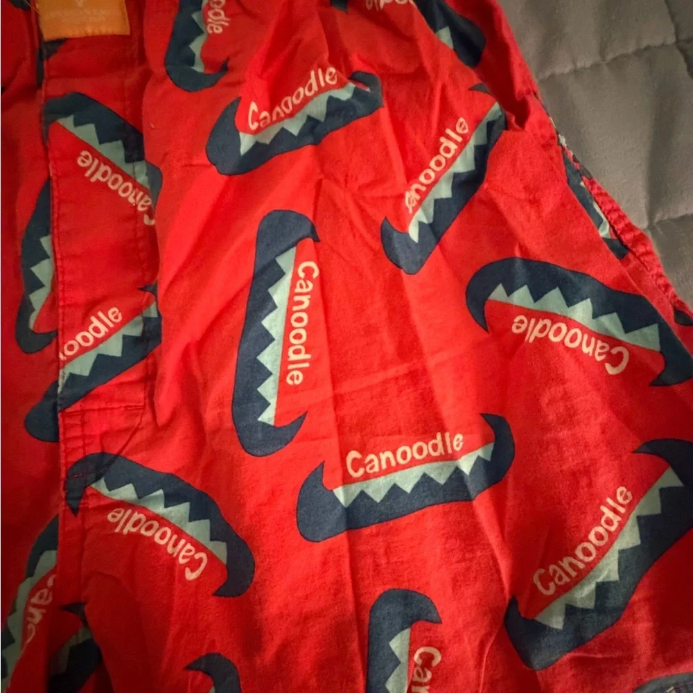 American Eagle Red Canoodle Patterned Boxers Mens Medium
